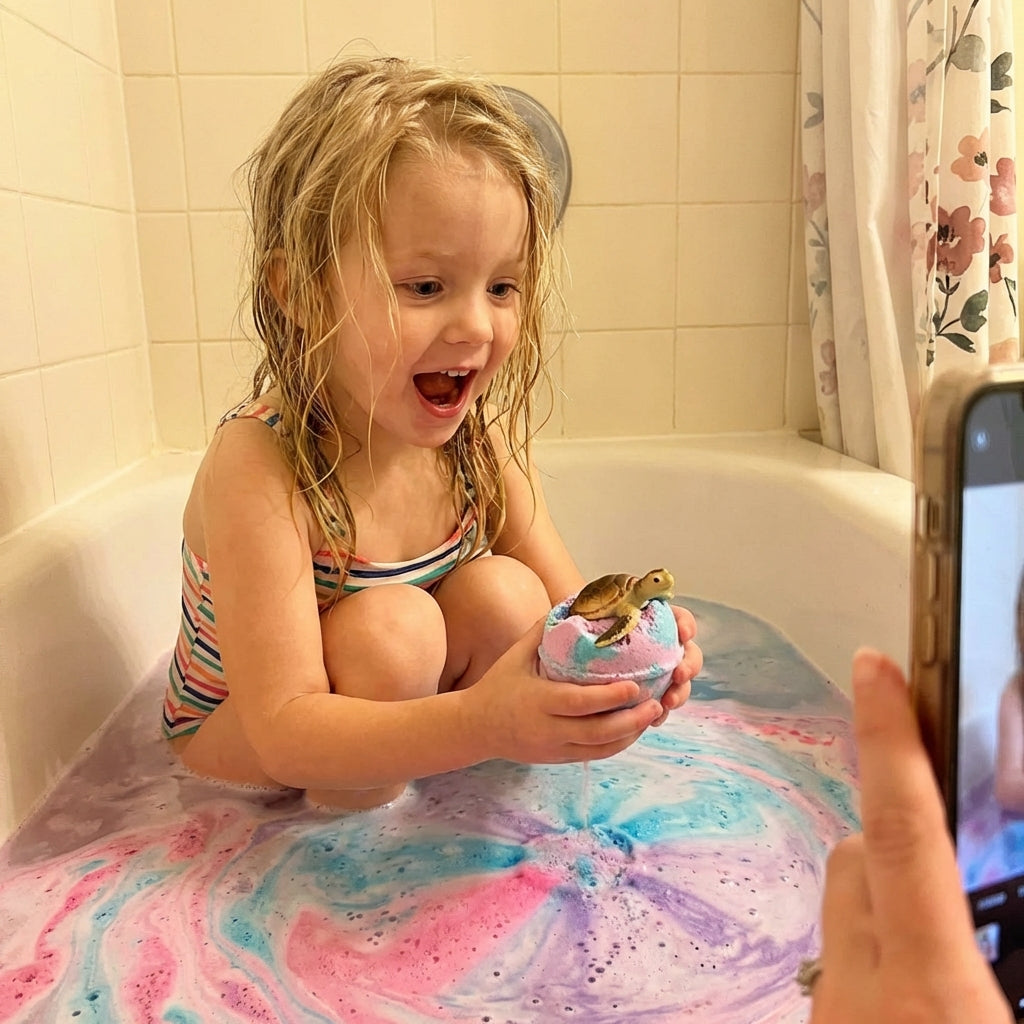 Kidmora 12 Parçalı Okyanus Temalı Dev Banyo Seti (Sürpriz oyuncaklı)